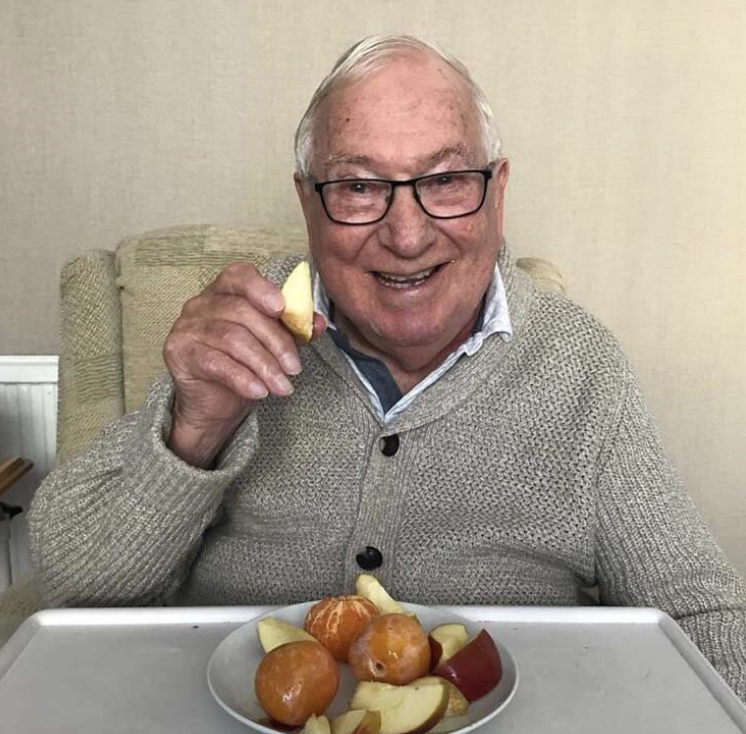 An 86-year-old grandfather created an Instagram account to lose weight