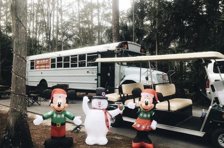A close-knit family travels across America in an old school bus