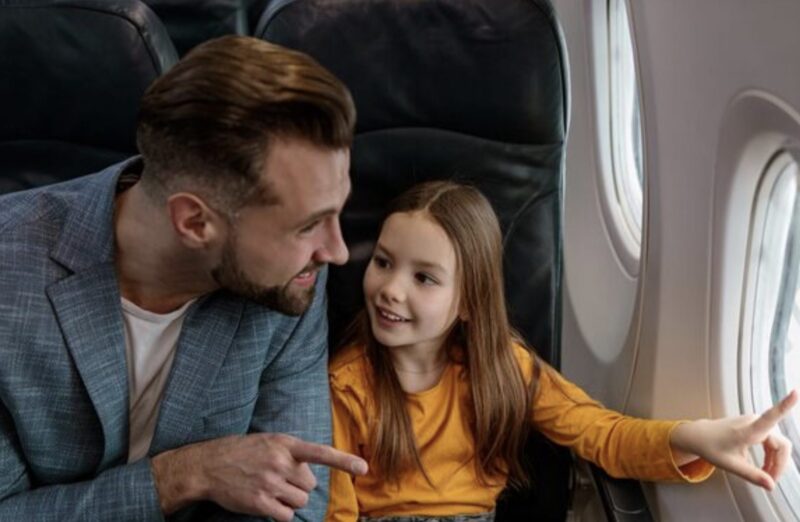 „Der Sitz einer schwarzen Milliardärin wurde von einem weißen Passagier gestohlen – ein Anruf legt die Fluggesellschaft lahm und zerstört ein Milliardenimperium“