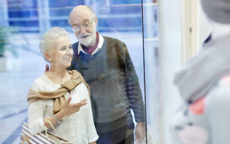 Ich war gerade nach einer riskanten Operation aus dem Krankenhaus entlassen worden, mein Körper war noch schwach und die Angst hing mir im Nacken. Ich schrieb in den Familien-Chat, dass mein Flug um 13 Uhr landen würde und fragte, ob mich jemand abholen könnte.