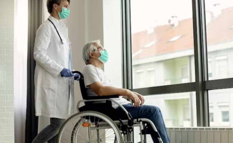 Ich hätte mir nie vorstellen können, dass ich den Vater meines Ex-Mannes verlassen in einem Pflegeheim finden würde, geschweige denn, dass ich ihn meinen Namen flüstern hören würde, als wäre ich der einzige Mensch, der ihm noch auf der Welt geblieben ist.