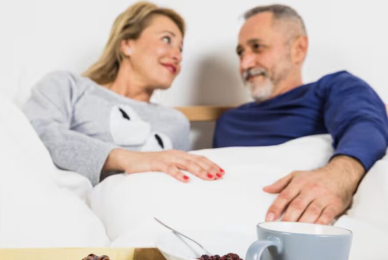 Nachdem sie ihren Mann verwundet neben der Frau seines Bruders gefunden hatte, hörte sie „Auch Männer werden müde“ und antwortete mit einer Wahrheit, die niemand in der Familie erwartet hatte.